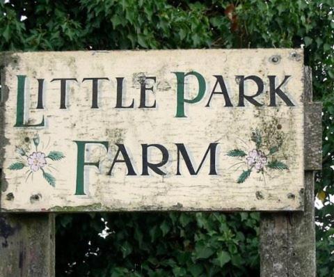 Little Park Farm Apartment Рединг Екстериор снимка